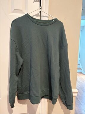 ALO Yoga chill crew neck pullover - clover green - M